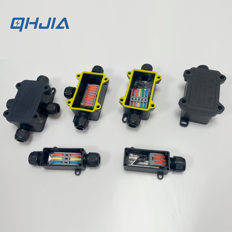 Boîtier de jonction étanche IP - Outdoor Power Outlet Box avis et prix